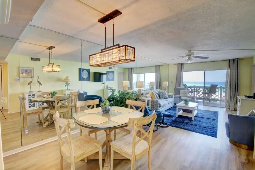 456 El Matador 2 Bedroom Condo by RedAwning