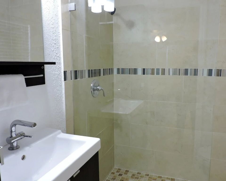 Las Brisas 5/3 For10 Guests Heated Pool Beach 1 Mi