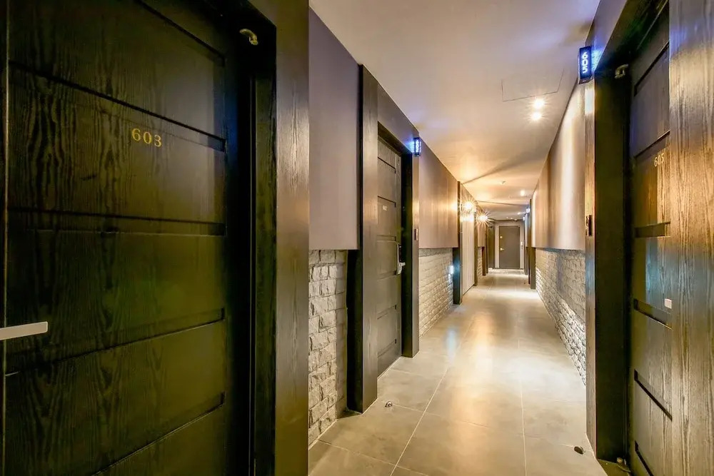 French Code Hotel