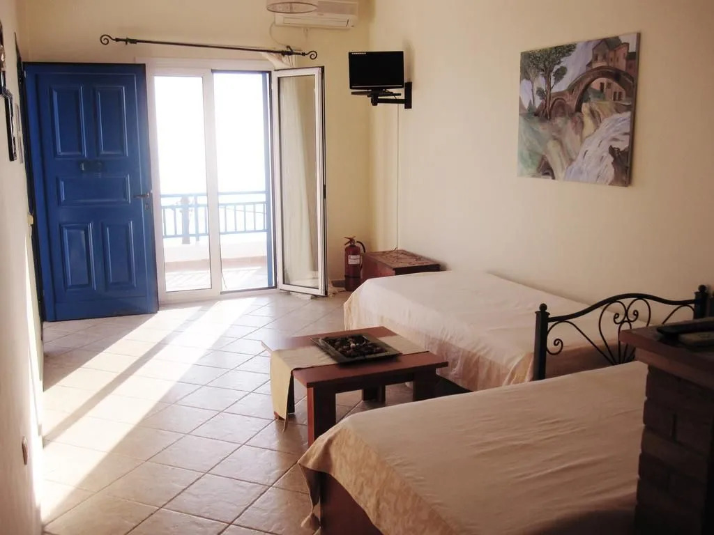 Prapas Apartments