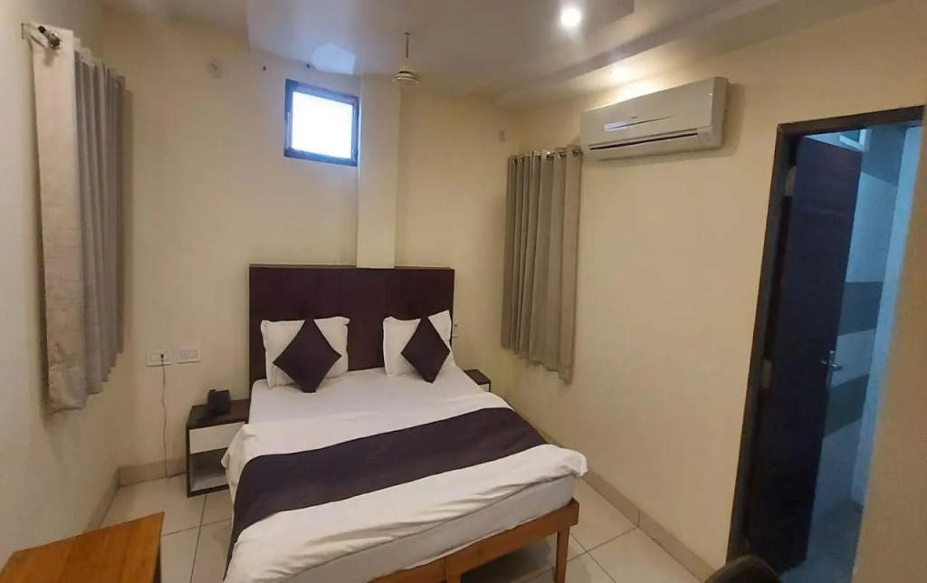 Hotel Rashika Palace Near Sindhi Camp Bus Stand, Jaipur