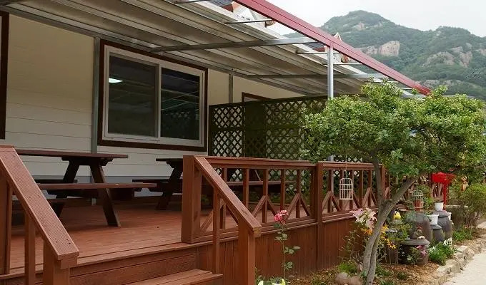 Buan Moolsarang Pension