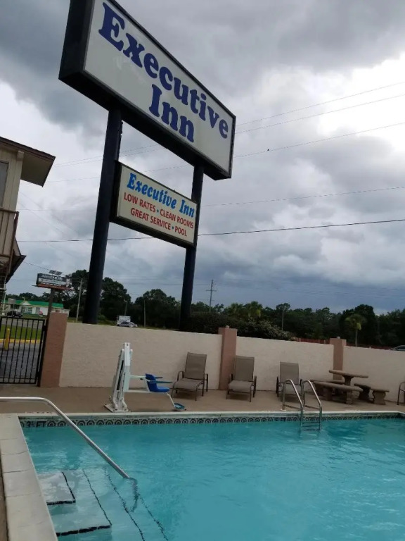 Executive Inn