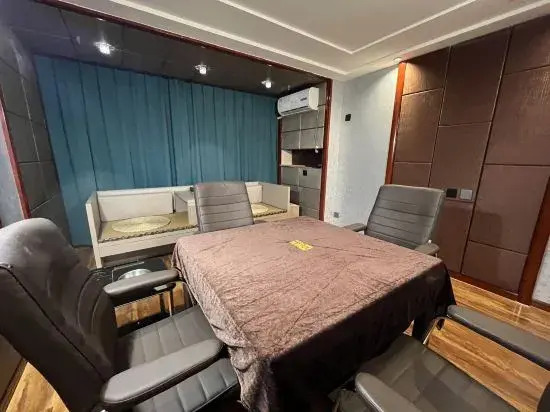 Youjian Boutique Hotel (Bayannur High-Speed Railway Station)
