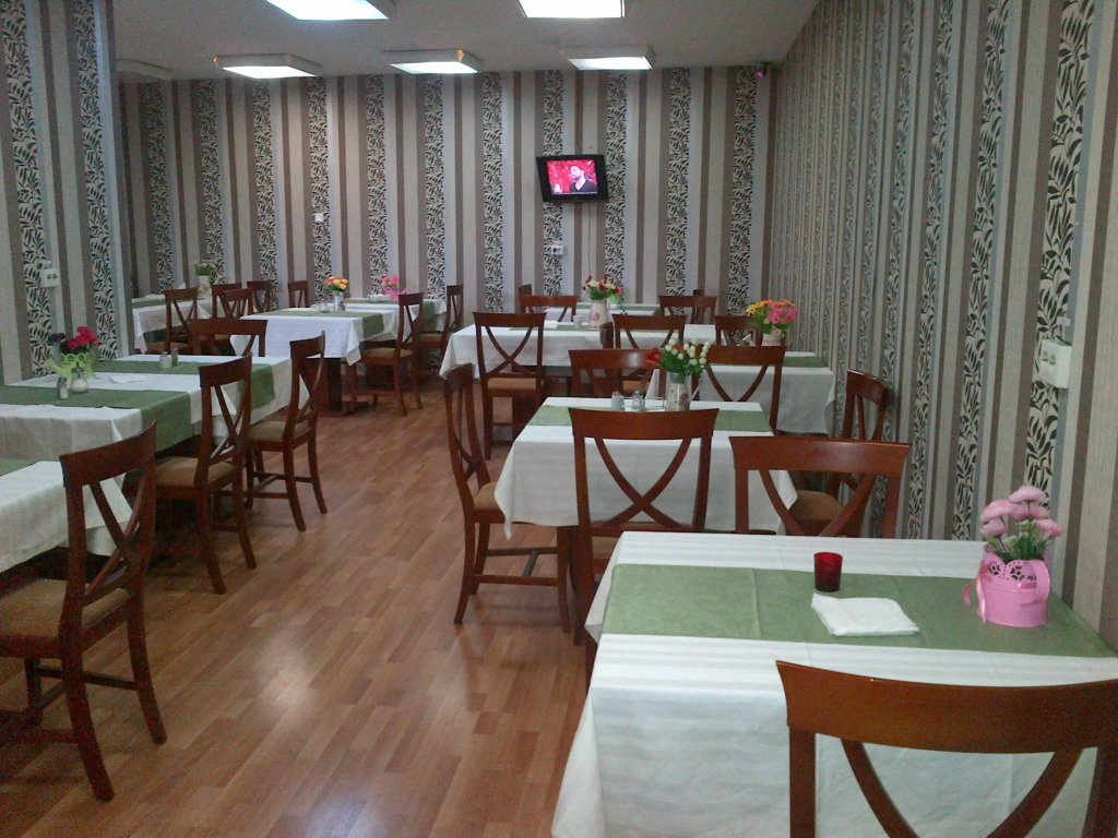 Hotel Reina