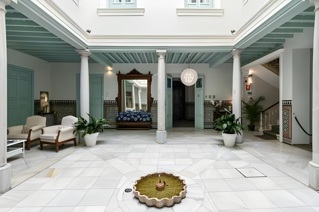 Palacio Cabrera - Lillo