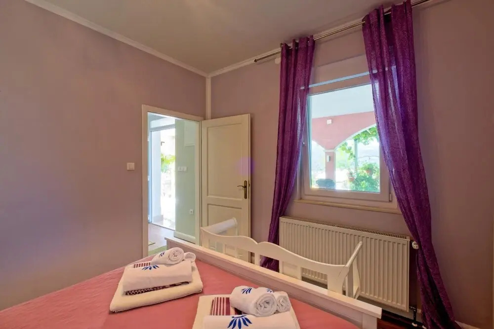 Villa Thousand Roses