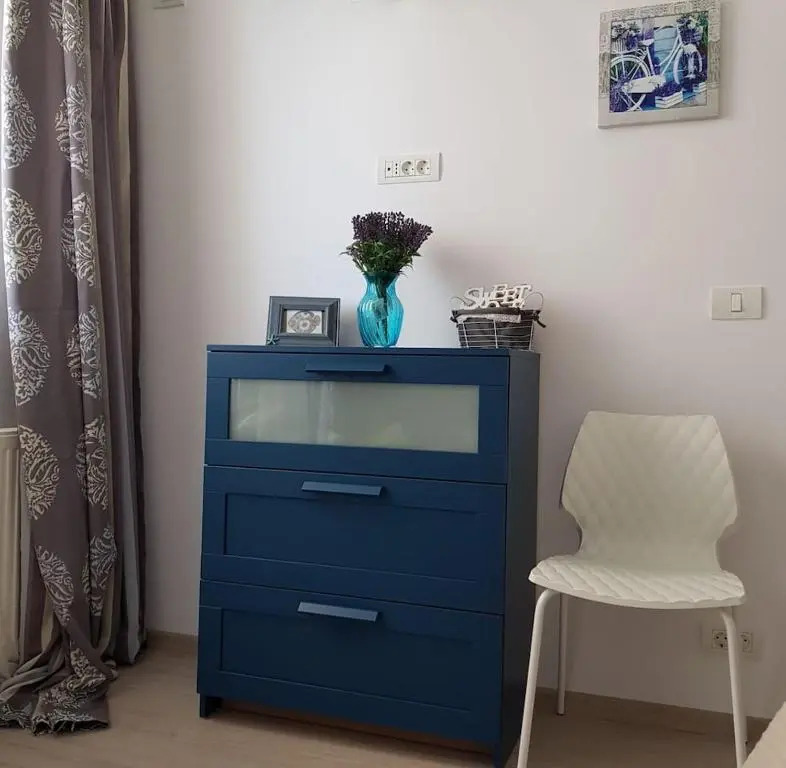 New cosy 1BR ap, 3 min walk to Eros beach Navodari