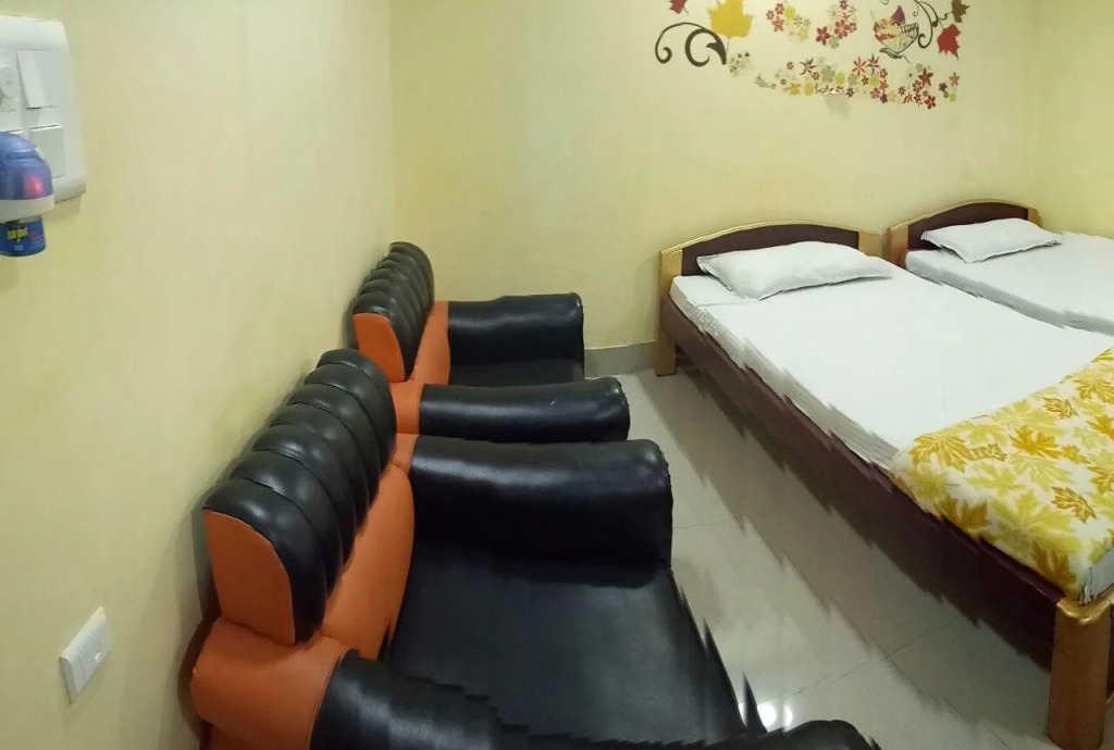Hotel Grand Silicon
