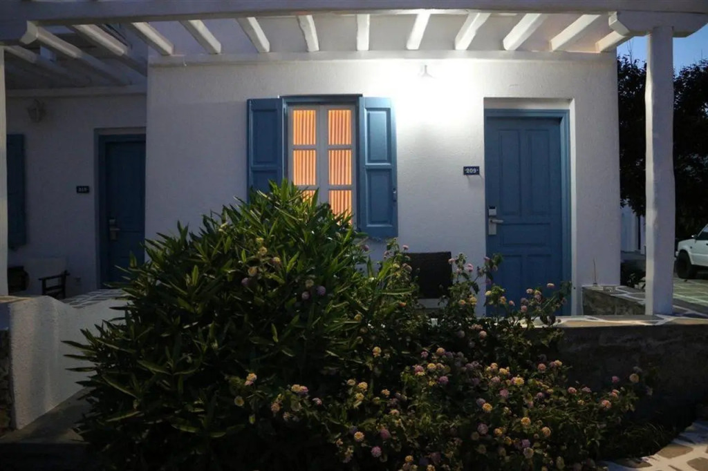Domna Hotel