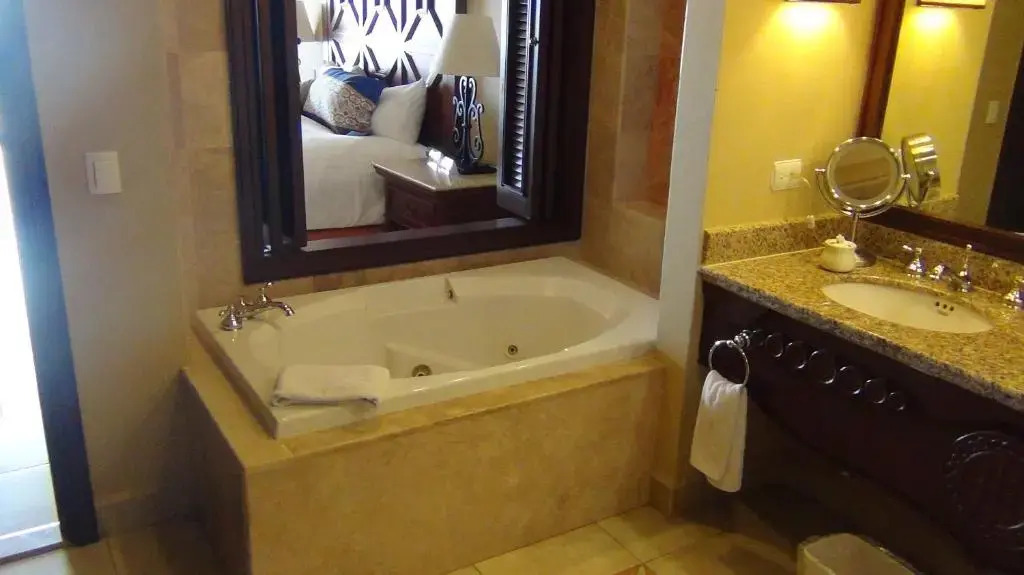 Suites at Pueblo Bonito Sunset Beach Golf and Spa Cabo San Lucas