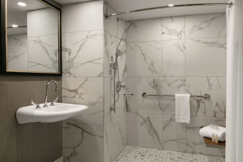 Embassy Suites By Hilton Montreal Airport