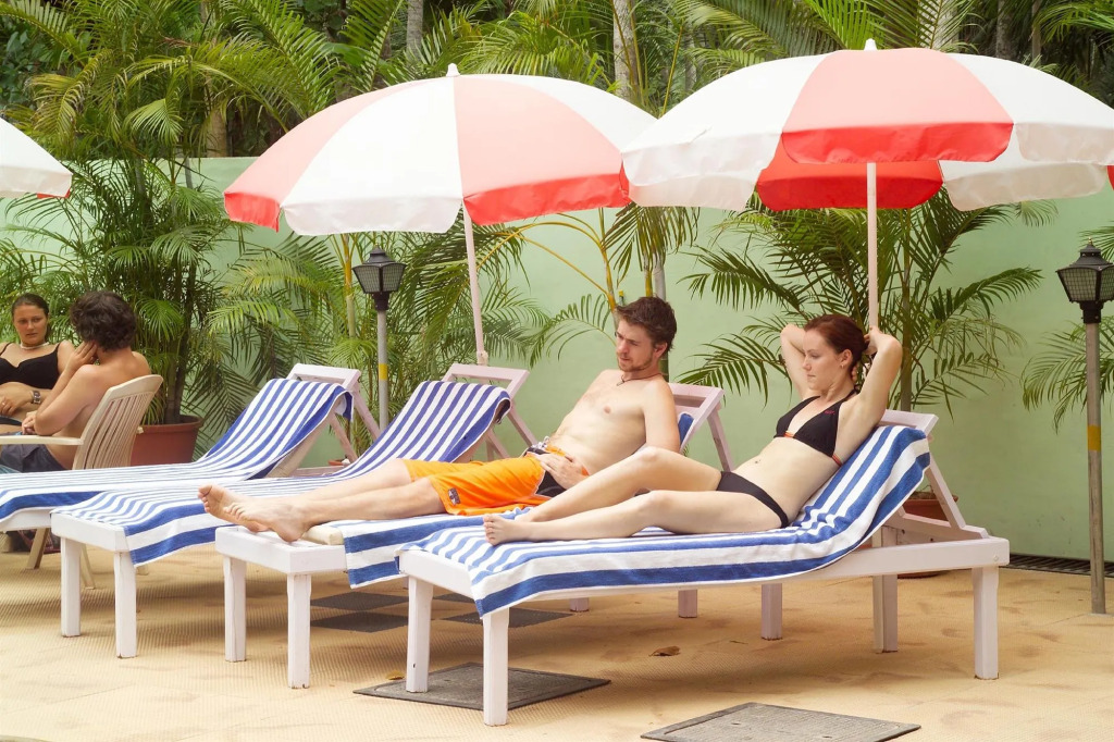 Deshadan Cliff and Beach Resort