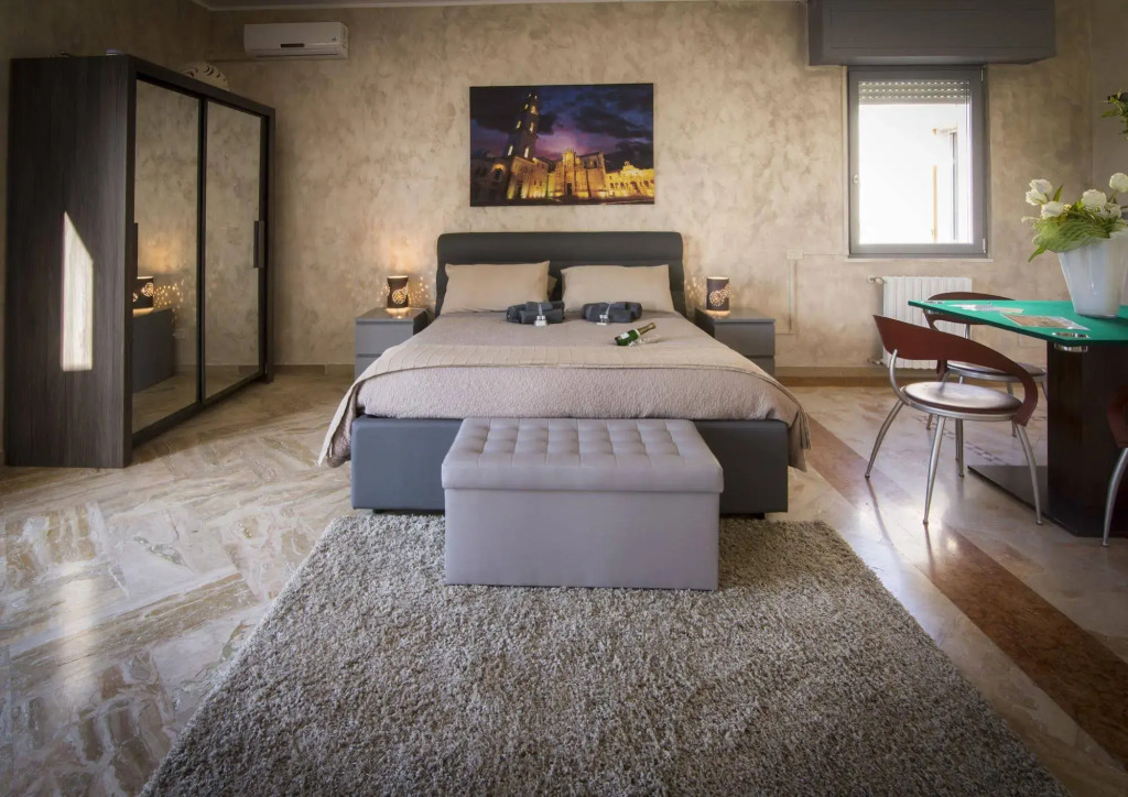Penthouse Station luxury apts Le dimore