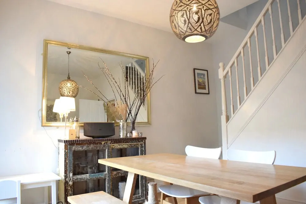 2 Bedroom House Close To Peckham Rye Park