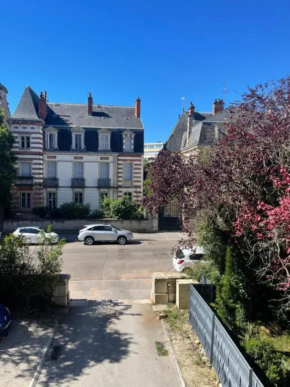 Superbe 40 M2 Tout Confort Au Cœur de Dijon (Adults Only)