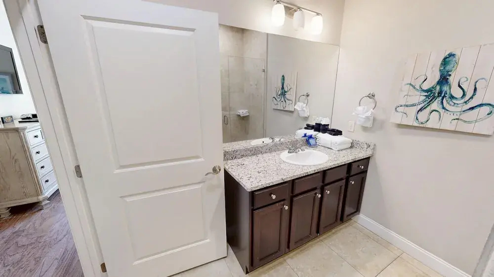 Alerio 103e 2 Bedroom Condo