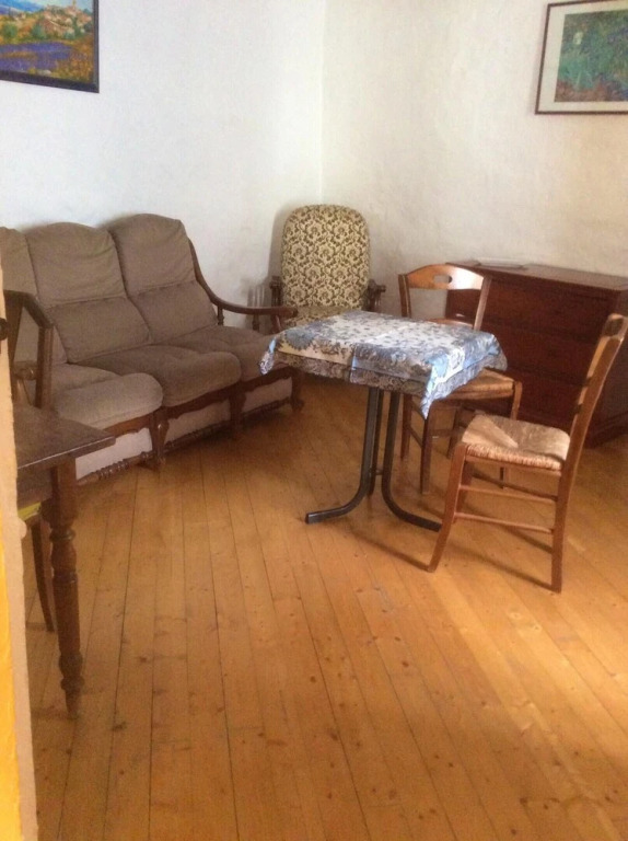 House With 2 Bedrooms in Vers-pont-du-gard, With Enclosed Garden and Wifi