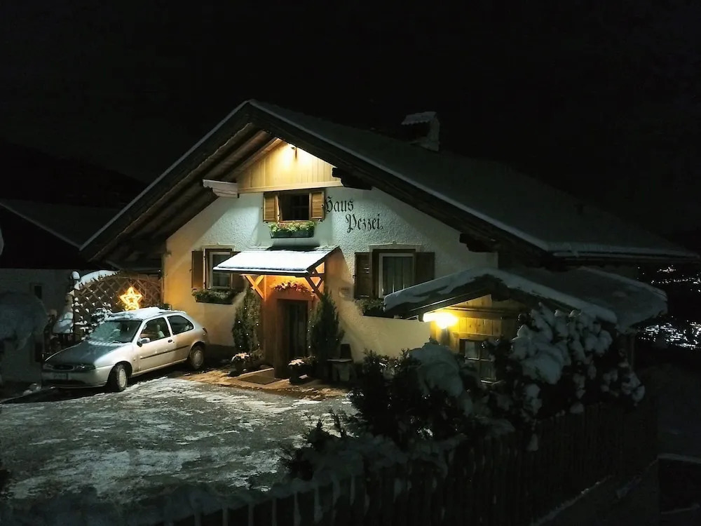 Modern Chalet in Bressanone with Balcony
