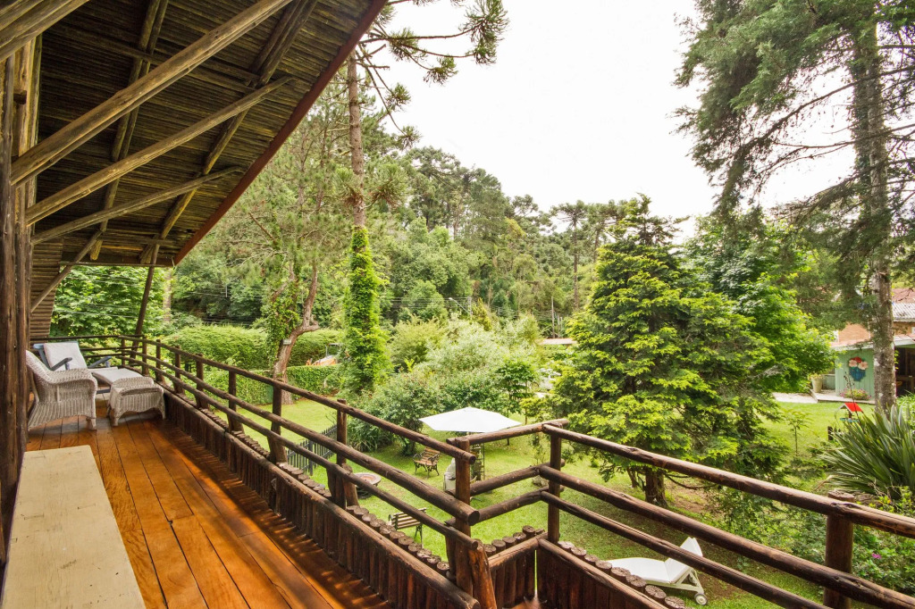 Pousada Casa Mantiqueira - Próxima ao Capivarí e opções de Hidromassagem