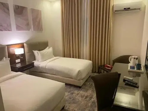 Gloustershire Hotel