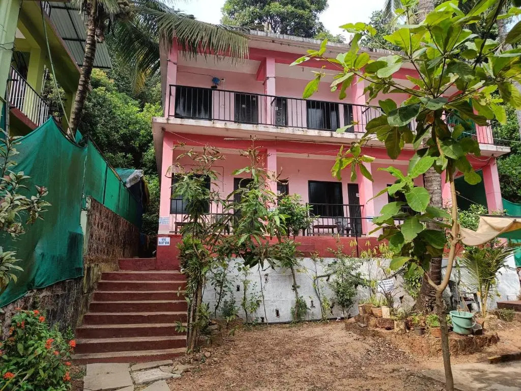 Est Hem Guesthouse Arambol