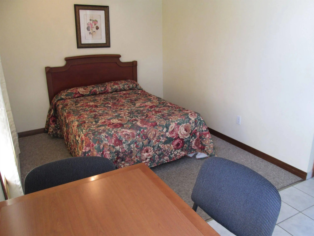 Cedar Springs Motel