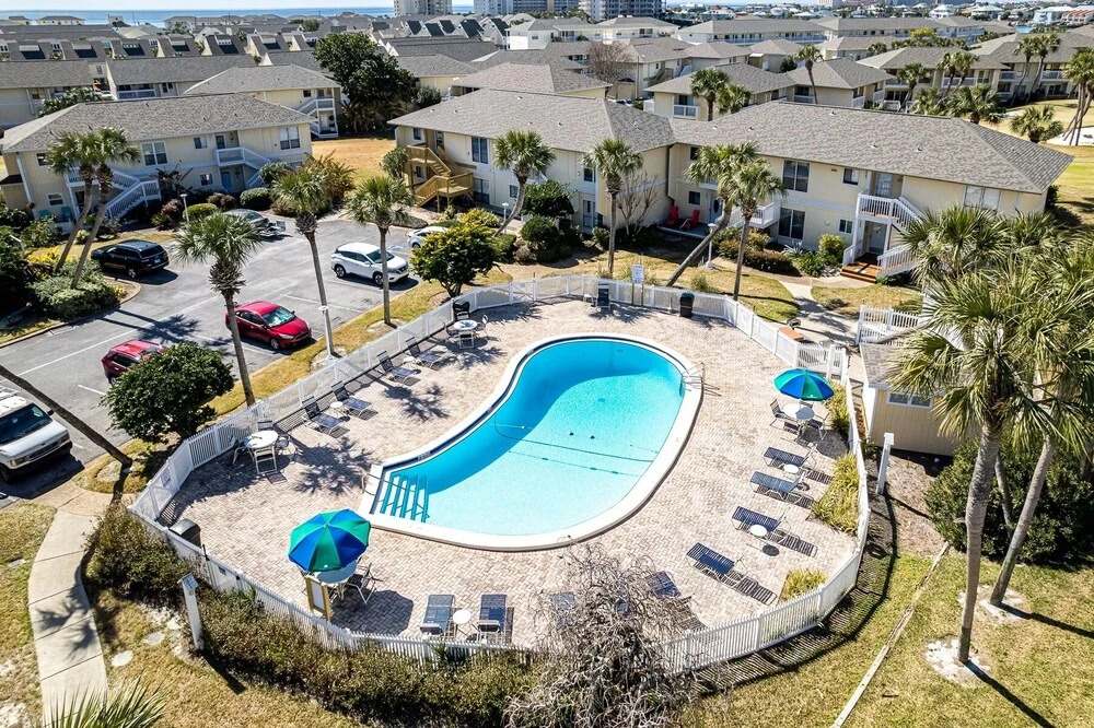 Sandpiper Cove 1129 2 Bedroom Condo by RedAwning