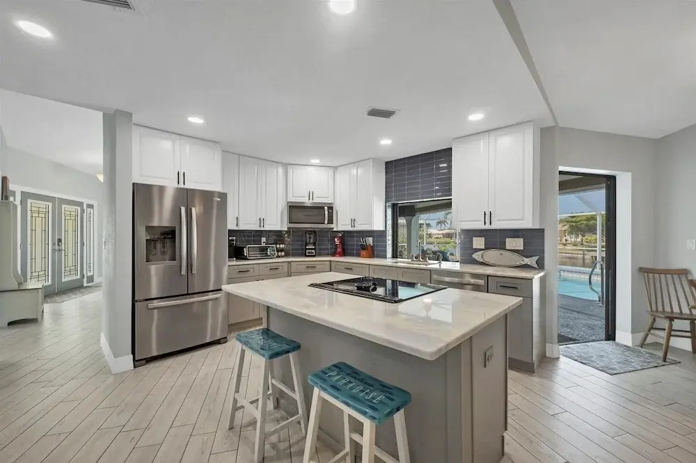 Punta Gorda 3-Bedroom Canalfront Vacation Home with Pool 3 Home