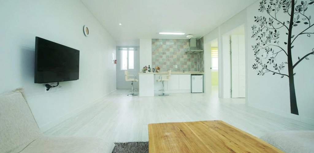 Jeju Saint House