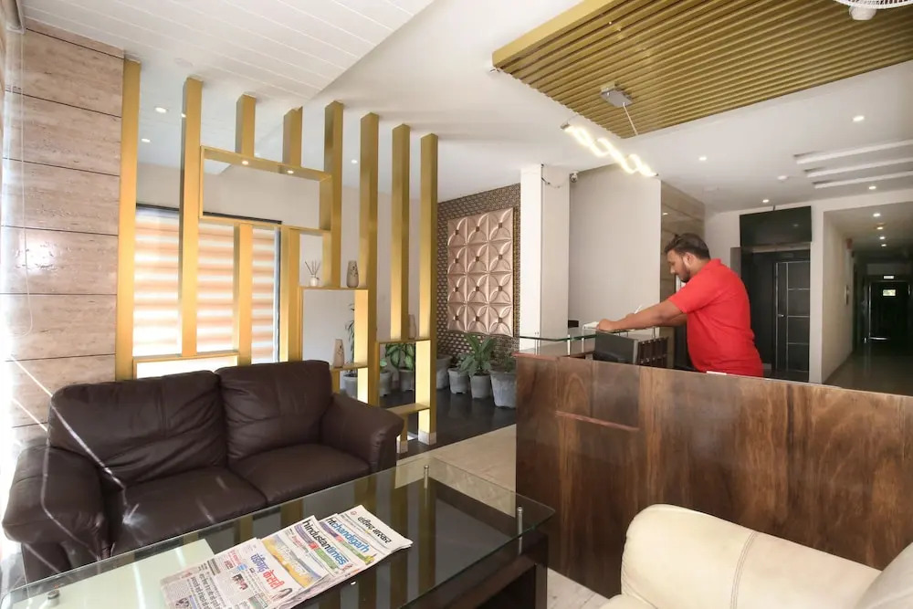 OYO 8277 Tricity Relax Inn