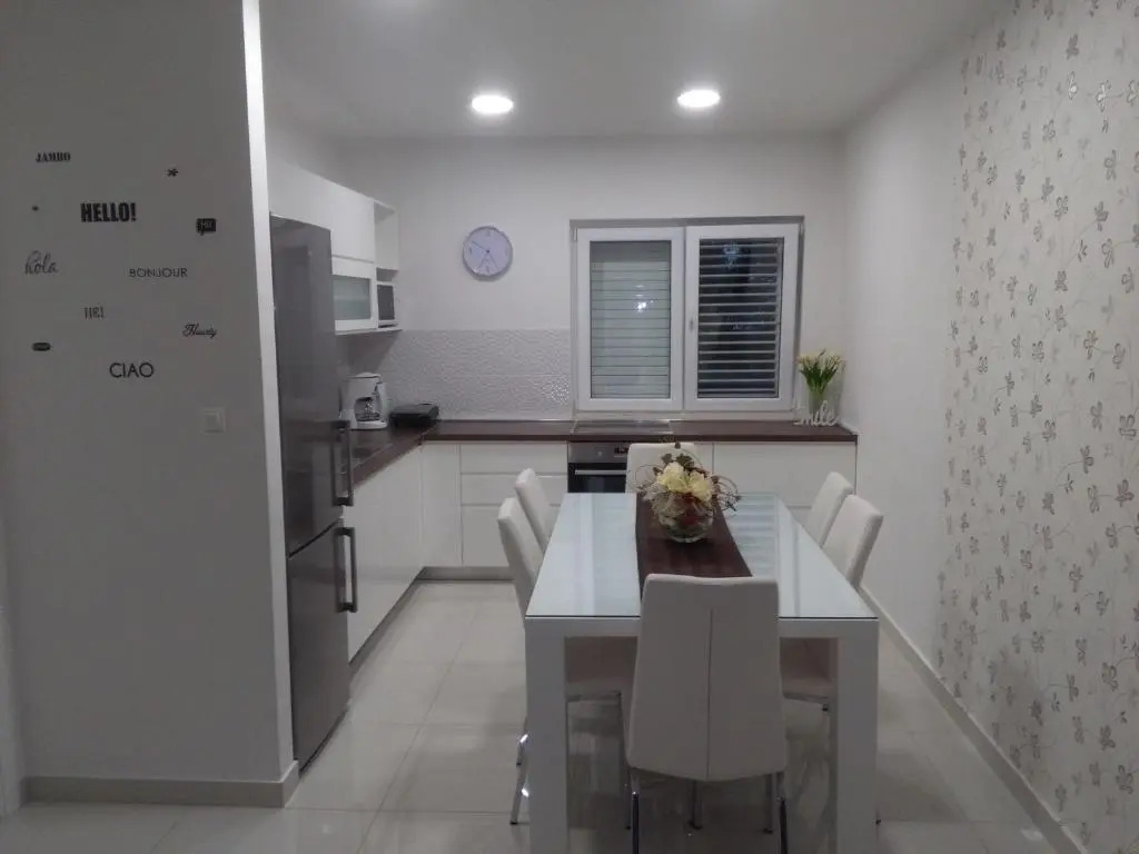 Ivana Apartments