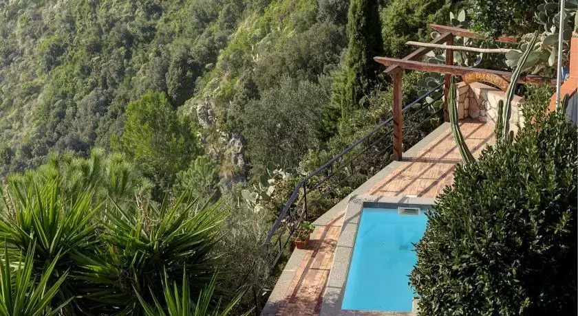 Villa La Residenza - A Mediterranean Oasis
