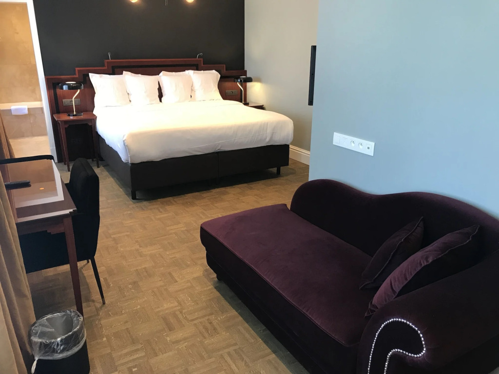 Gatsby Hotel
