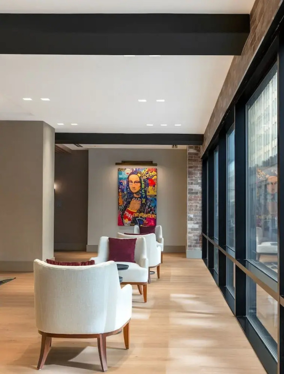 Luxury Apartments by Hyatus Center City