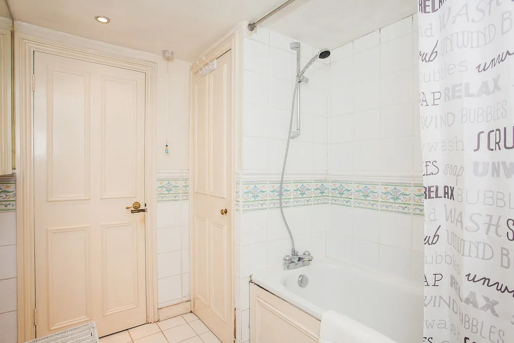Shoreditch 2 Bedroom Flat