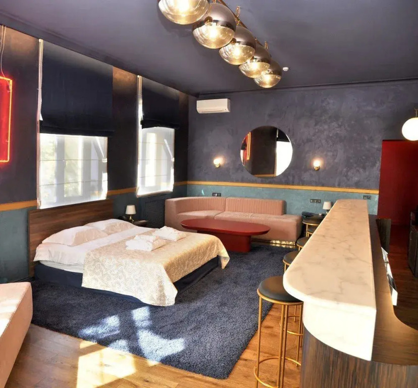 Amsterdam Hotel