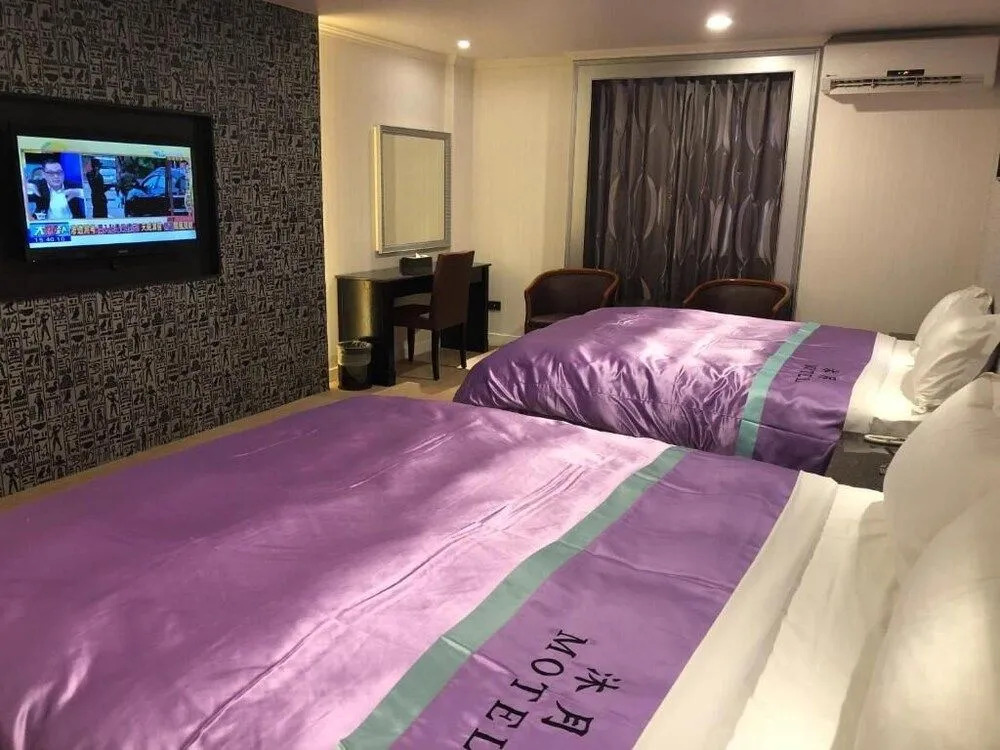 Mu Yue Jingpin Motel