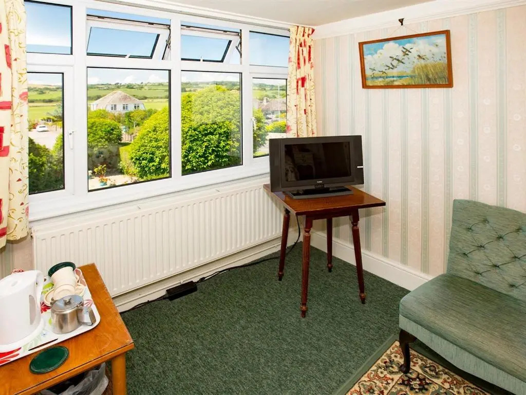 Eypeleaze B & B