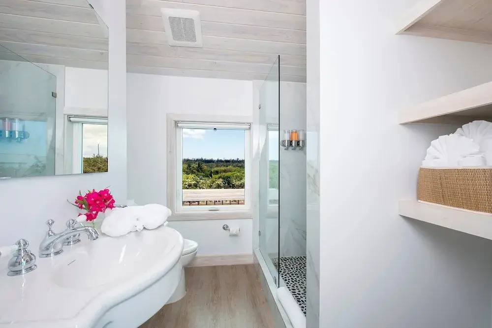 See Sea 2 Bedroom Home