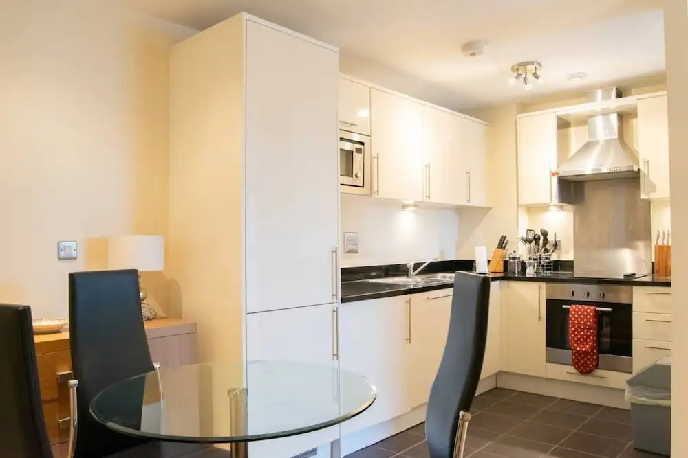 Top Floor Shoreditch Apartment with City Views