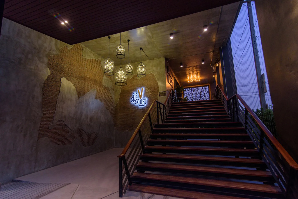 deVloft hotel Korat