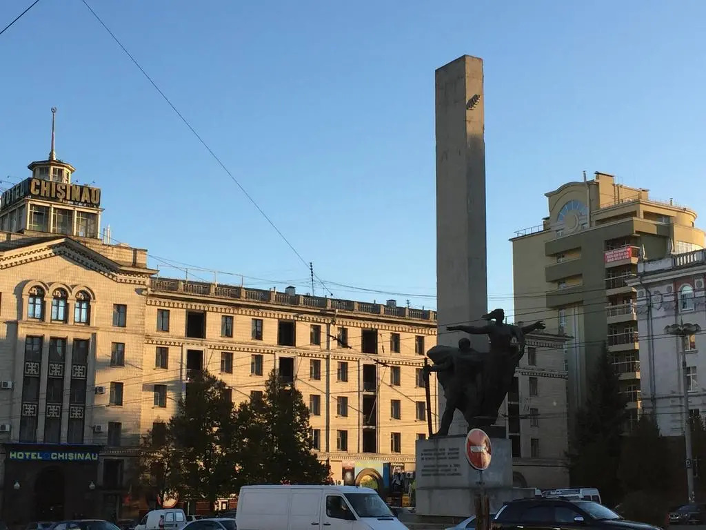 HomeService Apartments on Stefan cel Mare boulevard