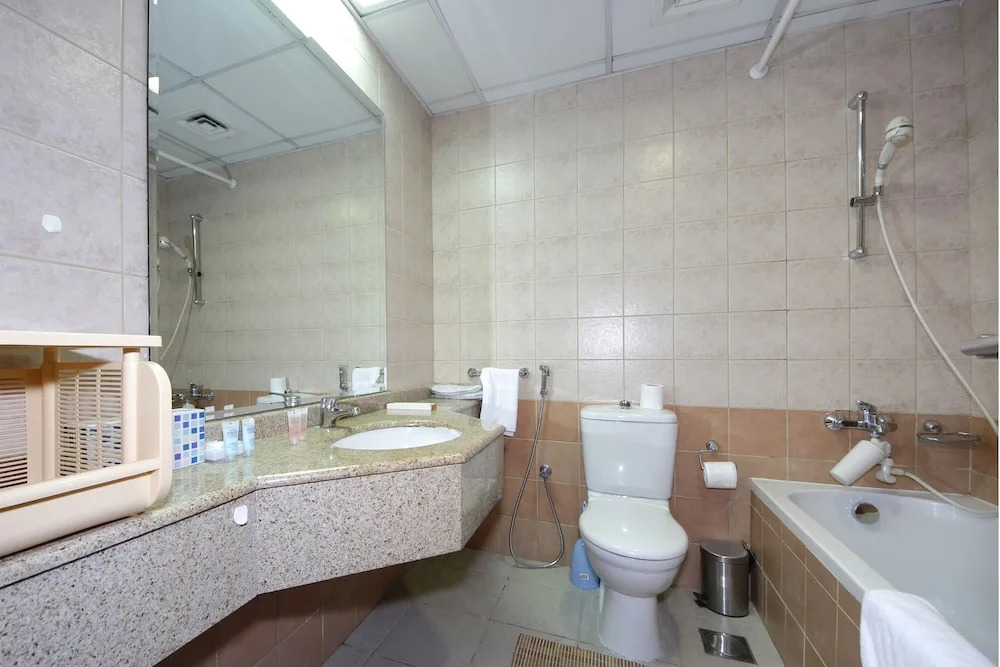 Cozy 1BR in Marina Walk with Balcony