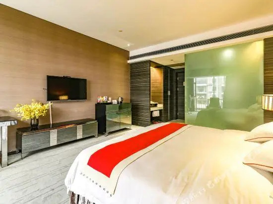 Golden Peninsula Hotel