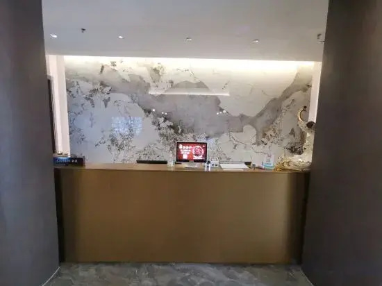 Yingang Smart Design Hotel (Chengdu Shuangliu International Airport Southwest Minda Branch)