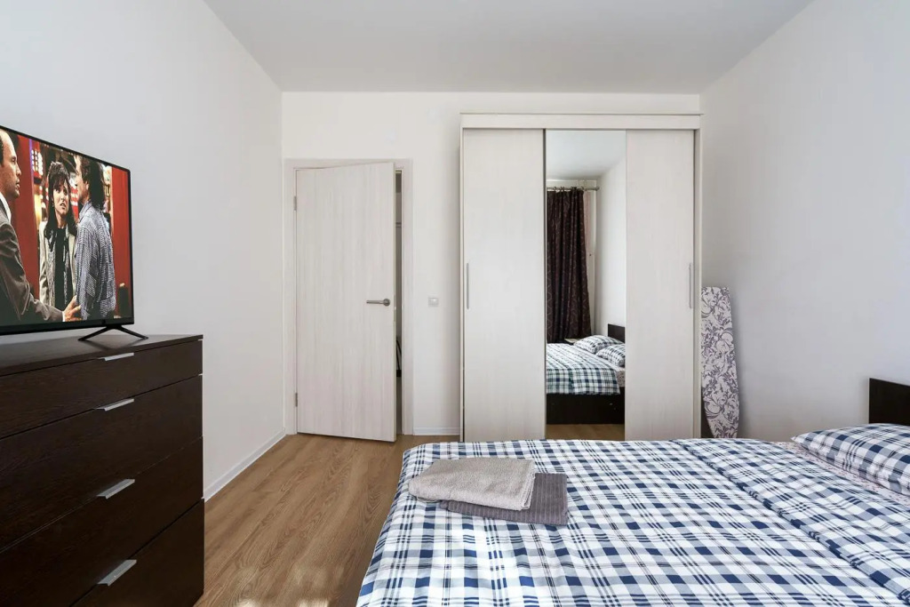 BestFlat24 (БэстФлэт24) на улице Мира 49