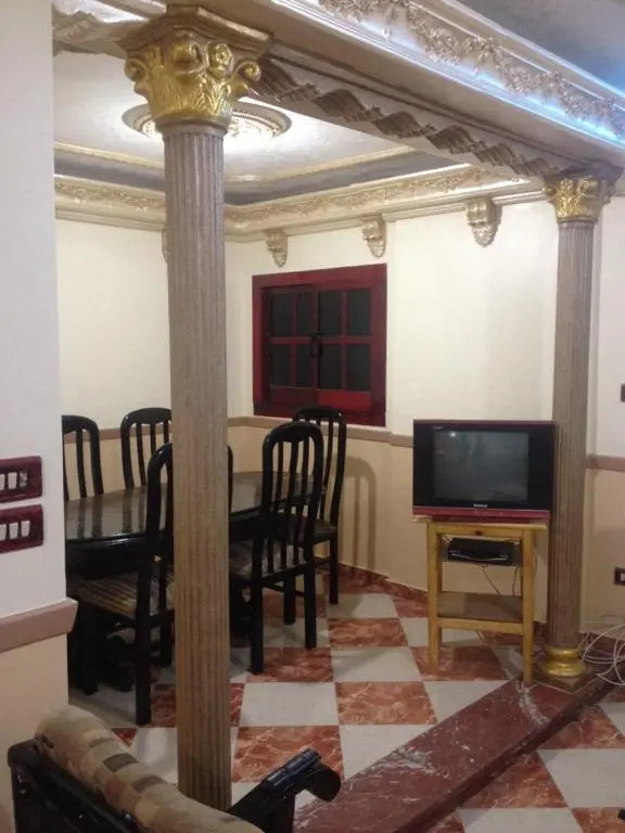 2 Bedroom Apt partial Sea View