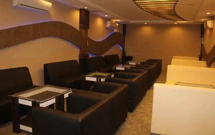 Royal Global Hotel