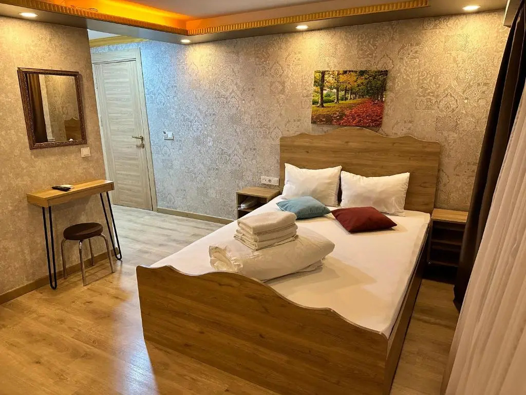 Golden Sail Hotel Old City